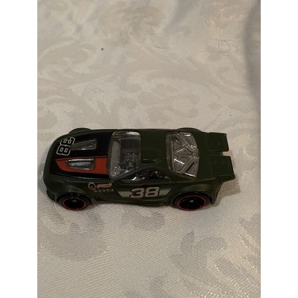 Hot wheels olive green #38 scorcher rally car R09020